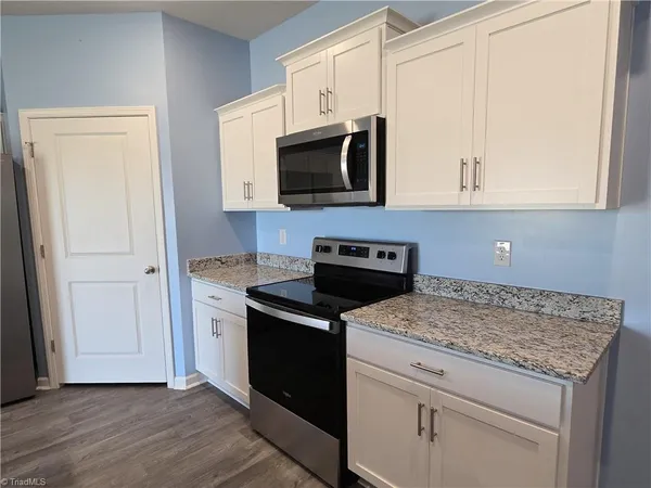 $2,395 | 276 Olivia Court, Lexington, NC 27292