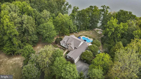 $1,300,000 | 30 Ironwood Road, Montross, VA 22520