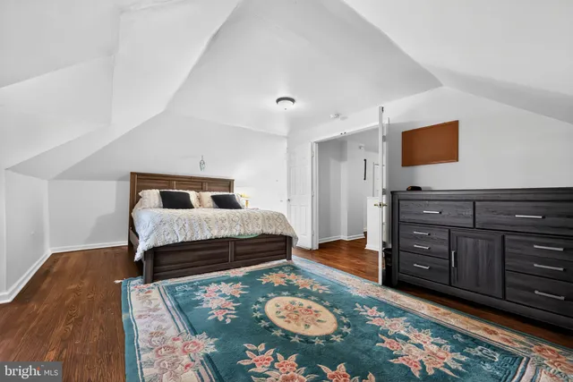 $379,000 | 730 White Horse Pike, Oaklyn, NJ 08107