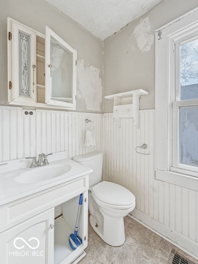 742 South Addison Street Indianapolis, IN 46221 - Photo 22 of 30