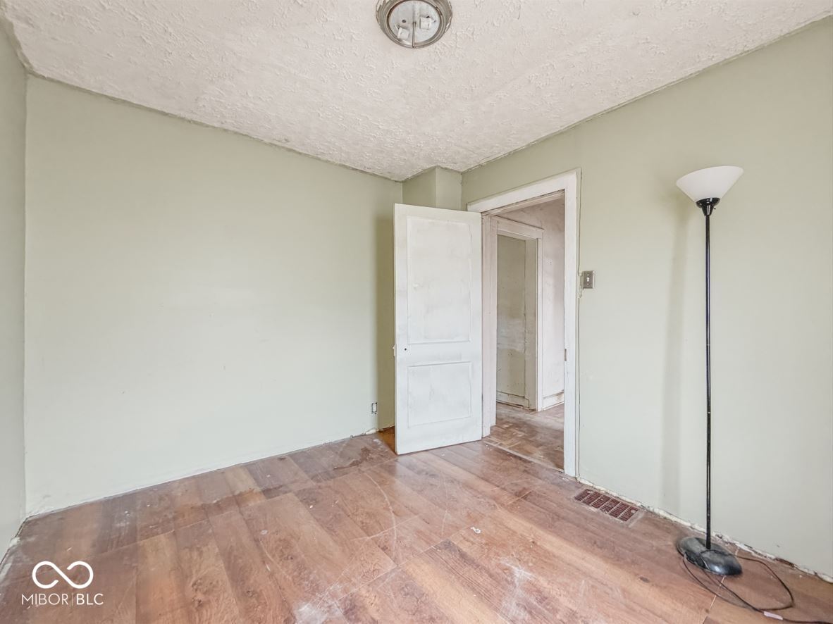 742 South Addison Street Indianapolis, IN 46221 - Photo 25 of 30