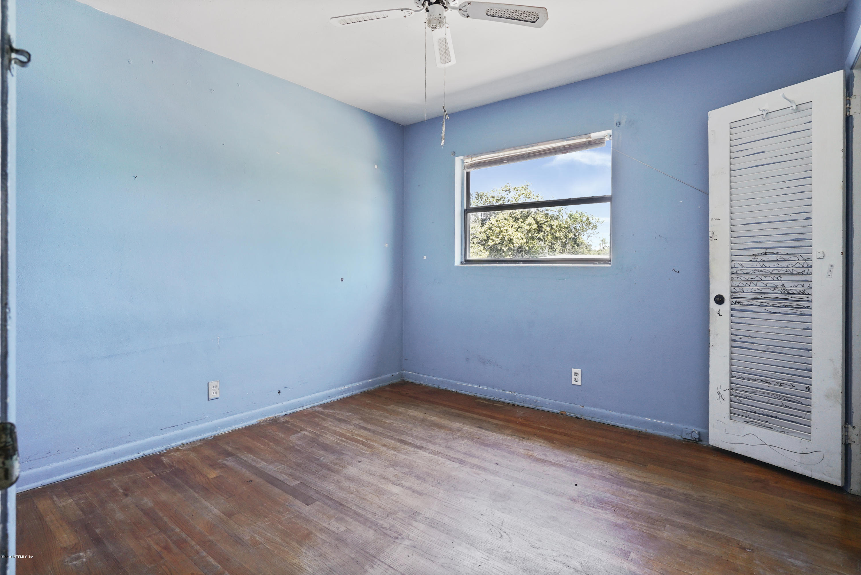 6300 Merrill Road Jacksonville, FL 32277 - Photo 10 of 17 DSC01892