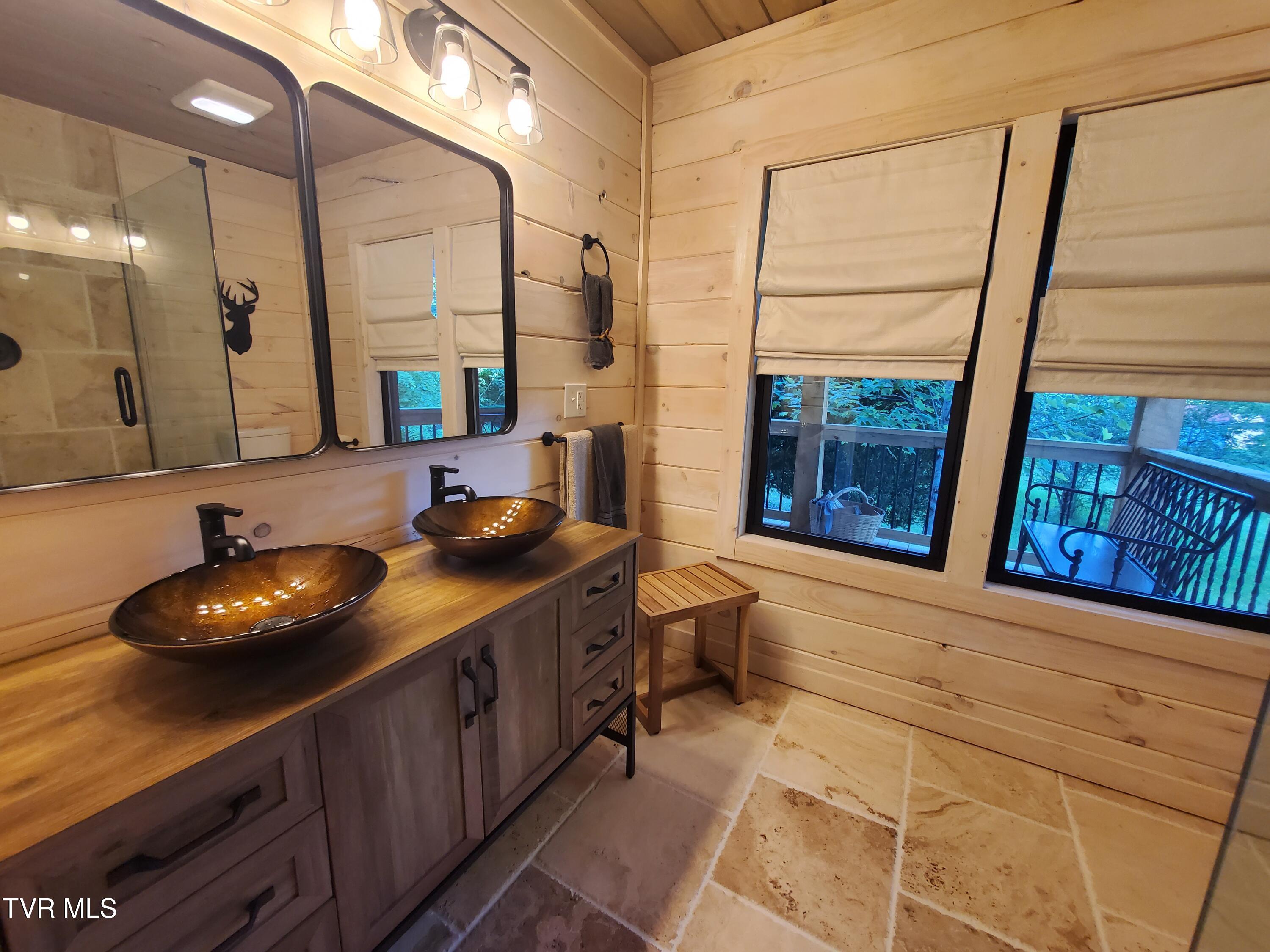 673 Hampton Creek Road Roan Mountain, TN 37687 - Photo 22 of 46 20260603_181722