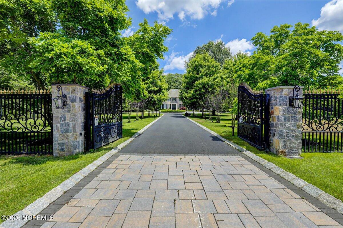 422 Everett Road Lincroft, NJ 07738 - Photo 5 of 92 14-Entry