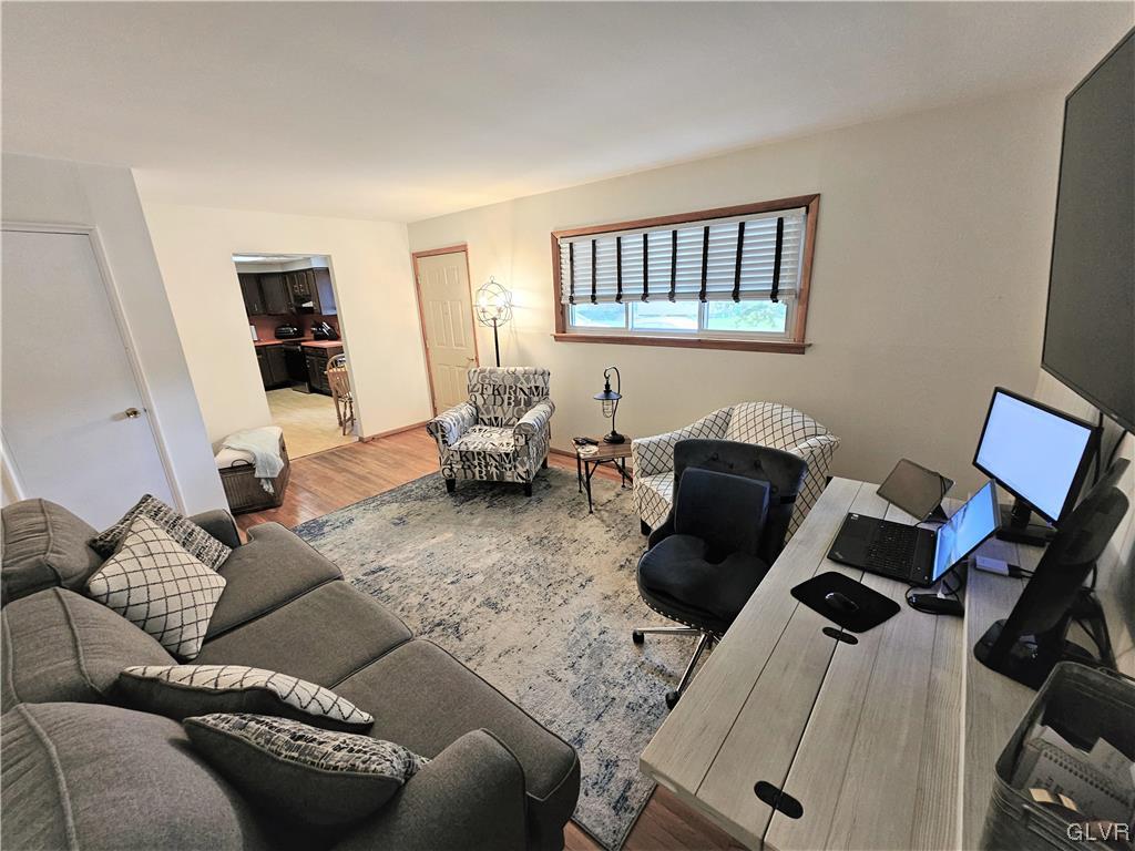 1909 Pelham Road Bethlehem, PA 18018 - Photo 6 of 23 Gallery Image 6