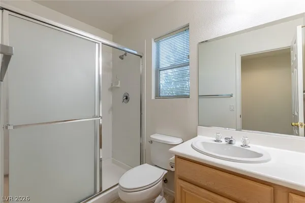 $2,550 | 718 Tiffany Bend Court, Las Vegas, NV 89123