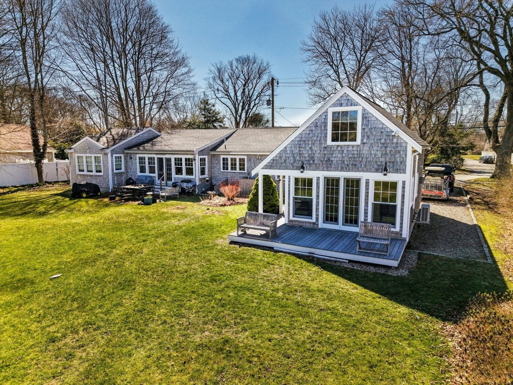 400 Davisville Road Falmouth, MA 02536 - Photo 7 of 37