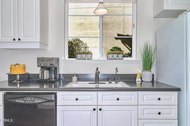 $1,000,000 | 914 Corte Augusta, Camarillo, CA 93010