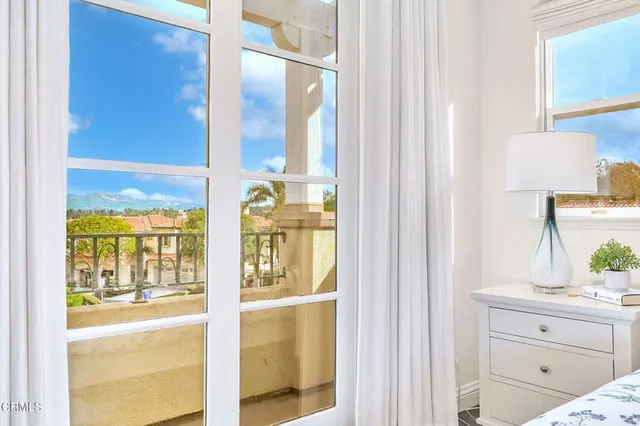 $1,000,000 | 914 Corte Augusta, Camarillo, CA 93010