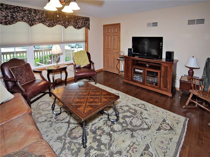 23 Ridge Road Pittsburgh, PA 15221 - Photo 11 of 25 Gallery Image 11