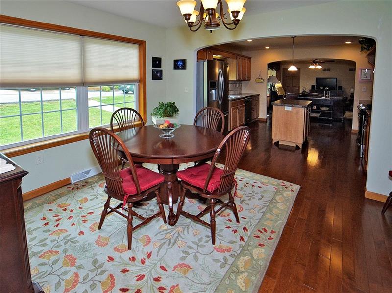 23 Ridge Road Pittsburgh, PA 15221 - Photo 8 of 25 Gallery Image 8