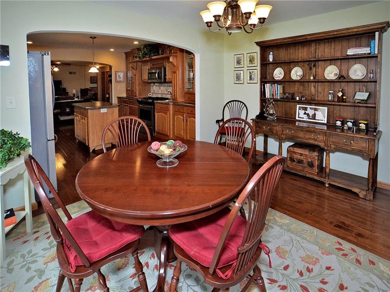 23 Ridge Road Pittsburgh, PA 15221 - Photo 9 of 25 Gallery Image 9