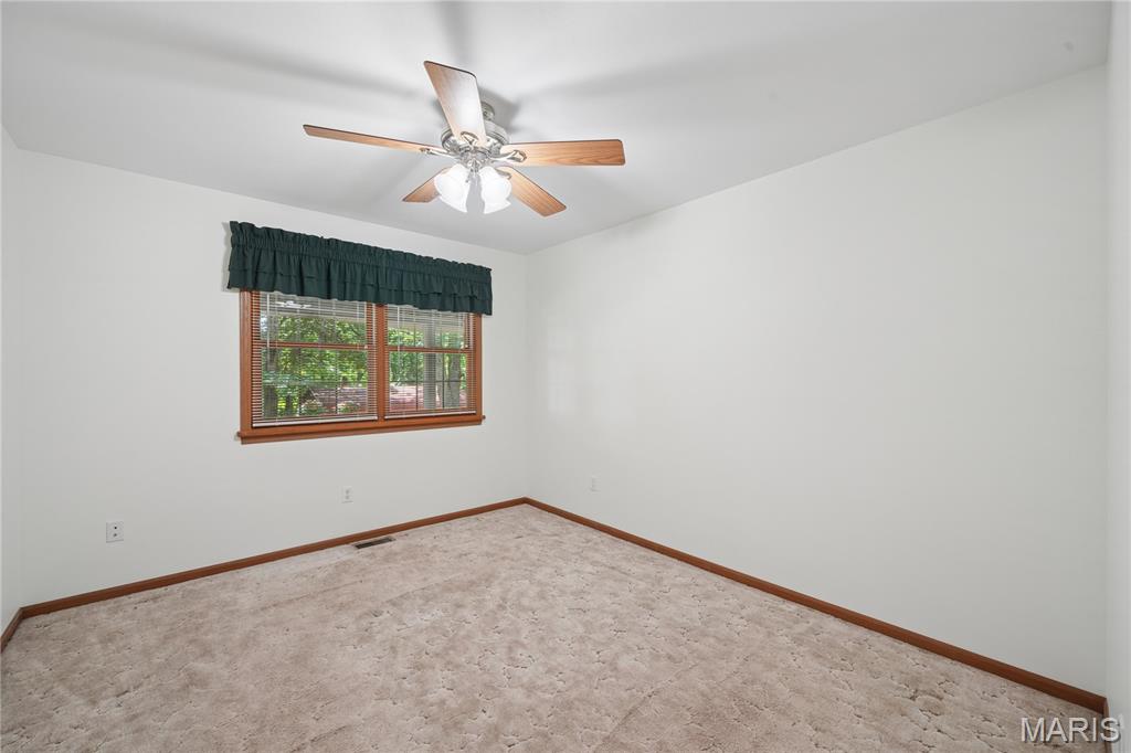 7957 County Line Road Robertsville, MO 63072 - Photo 11 of 31
