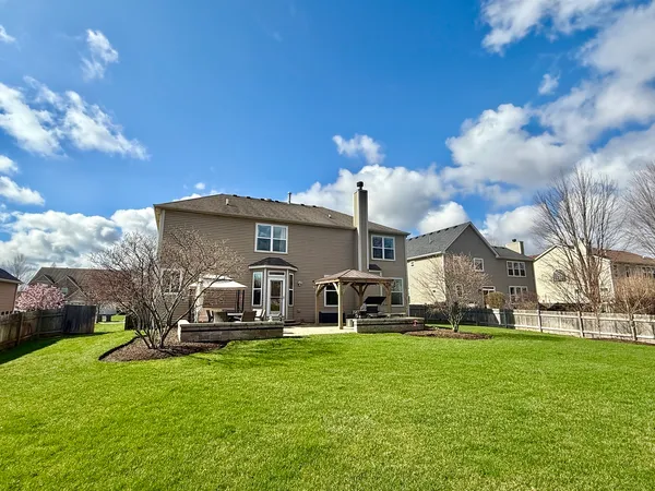 $669,900 | 2717 Berman Road, North Aurora, IL 60542