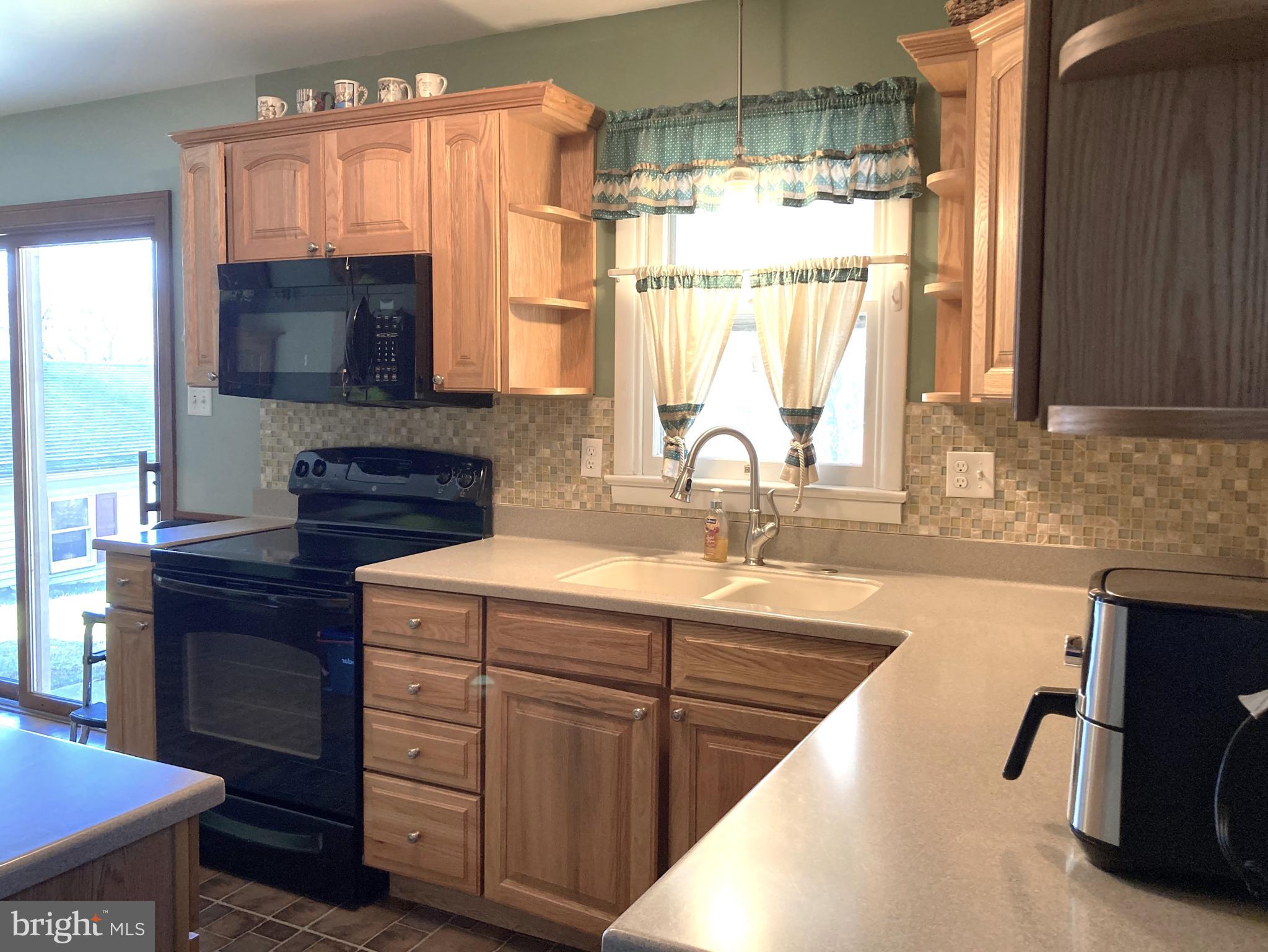 31 McElwee Road Dauphin, PA 17018 - Photo 2 of 27 Updated kitchen