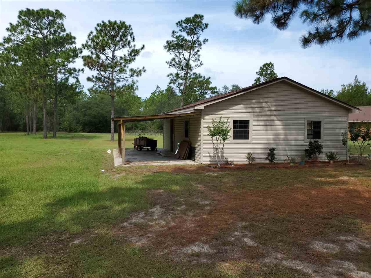 5908 Ruth Avenue Milton, FL 32583 - Photo 15 of 48 Gallery Image 15