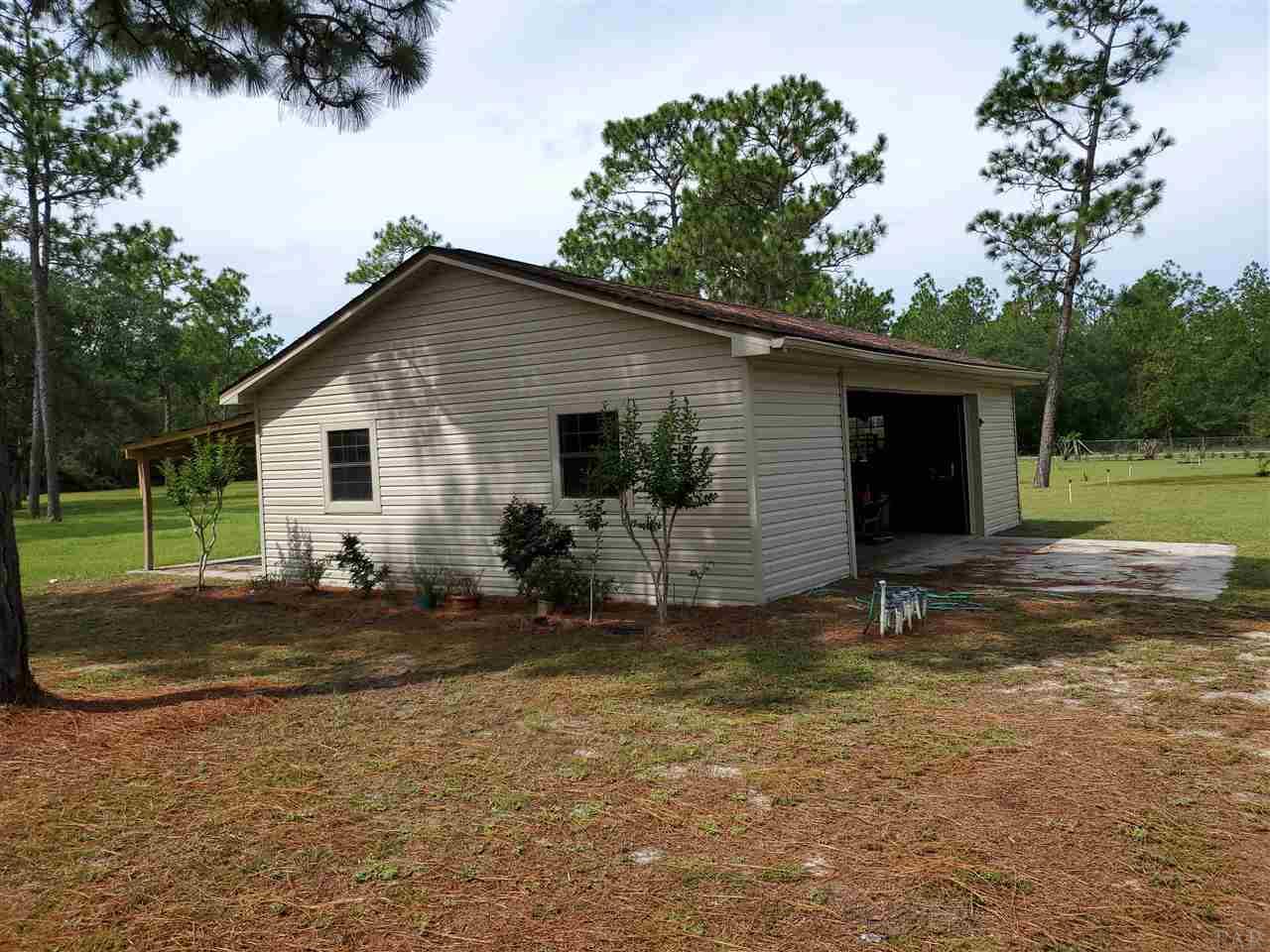 5908 Ruth Avenue Milton, FL 32583 - Photo 16 of 48 Gallery Image 16