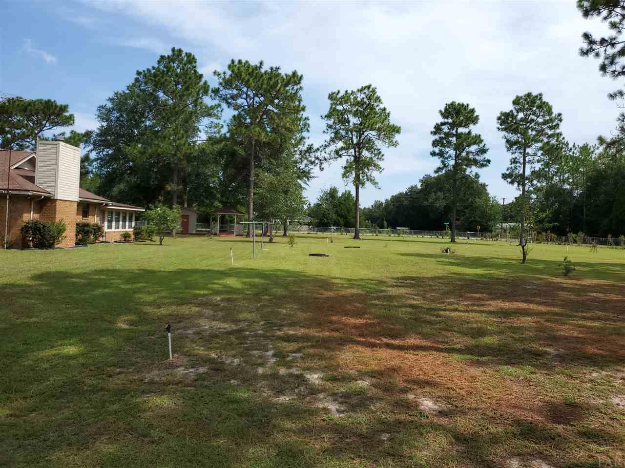 5908 Ruth Avenue Milton, FL 32583 - Photo 17 of 48 Gallery Image 17