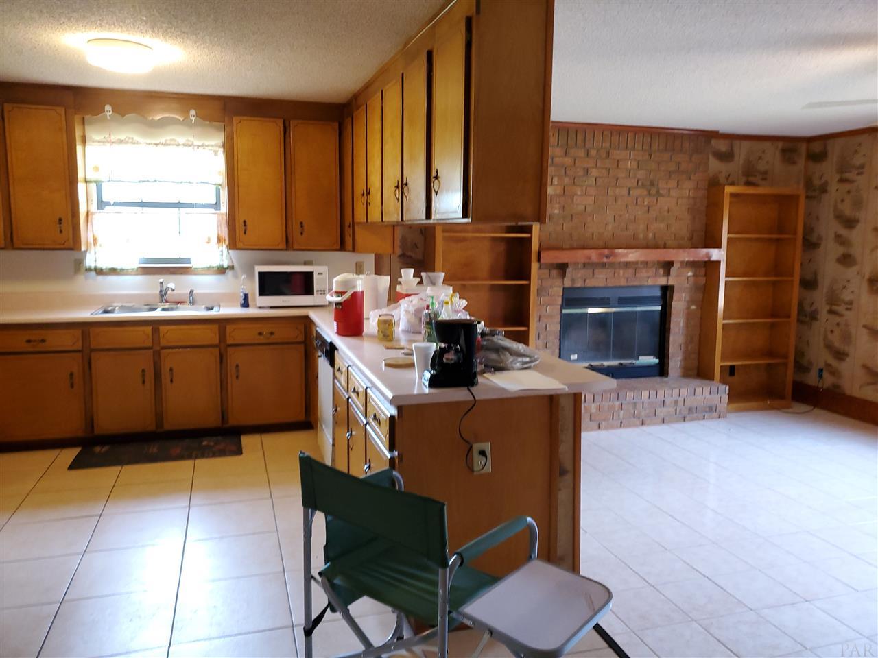 5908 Ruth Avenue Milton, FL 32583 - Photo 34 of 48 Gallery Image 34