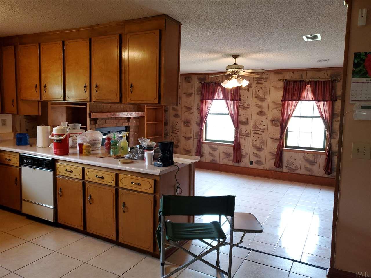 5908 Ruth Avenue Milton, FL 32583 - Photo 35 of 48 Gallery Image 35