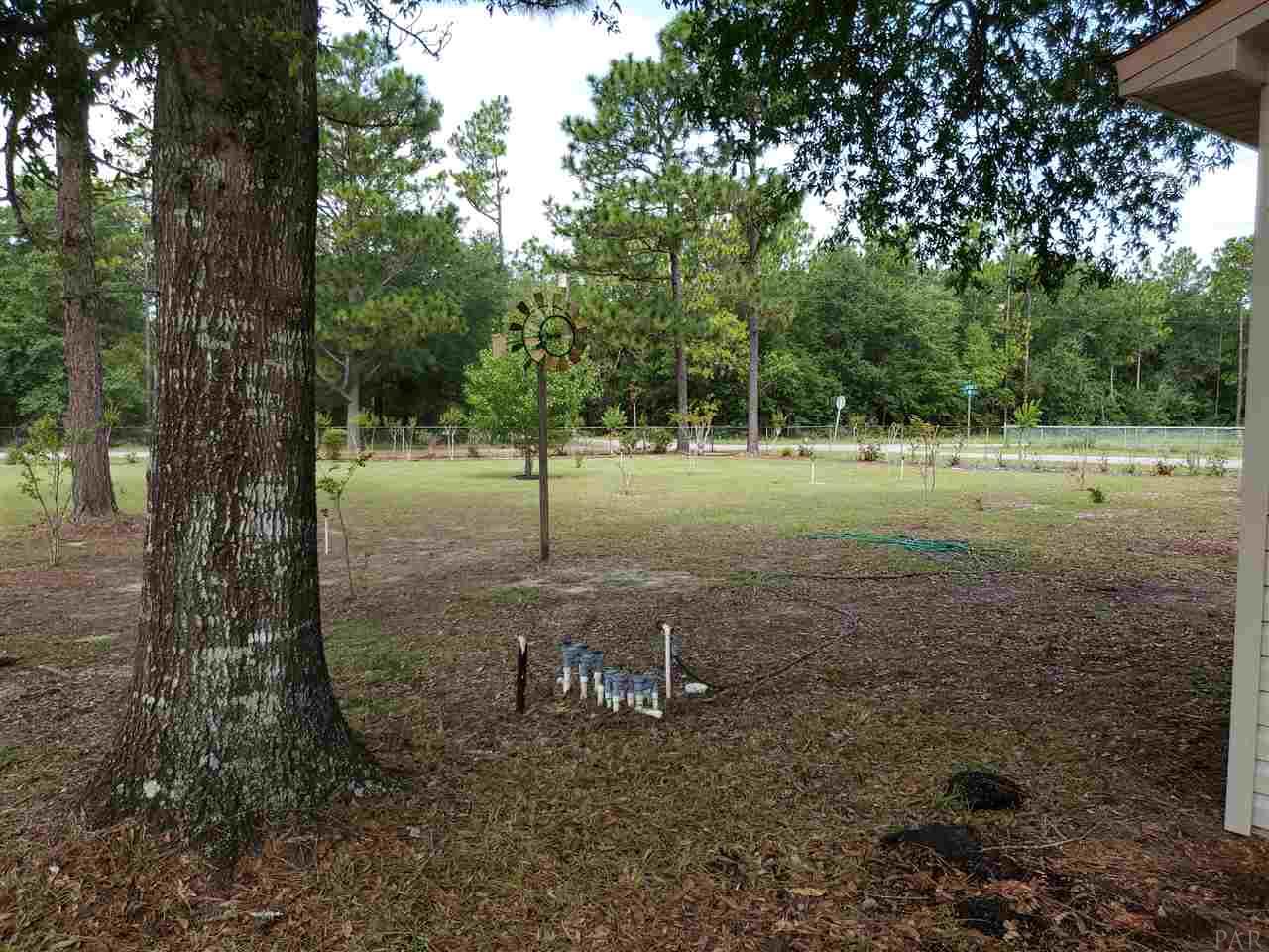 5908 Ruth Avenue Milton, FL 32583 - Photo 6 of 48 Gallery Image 6