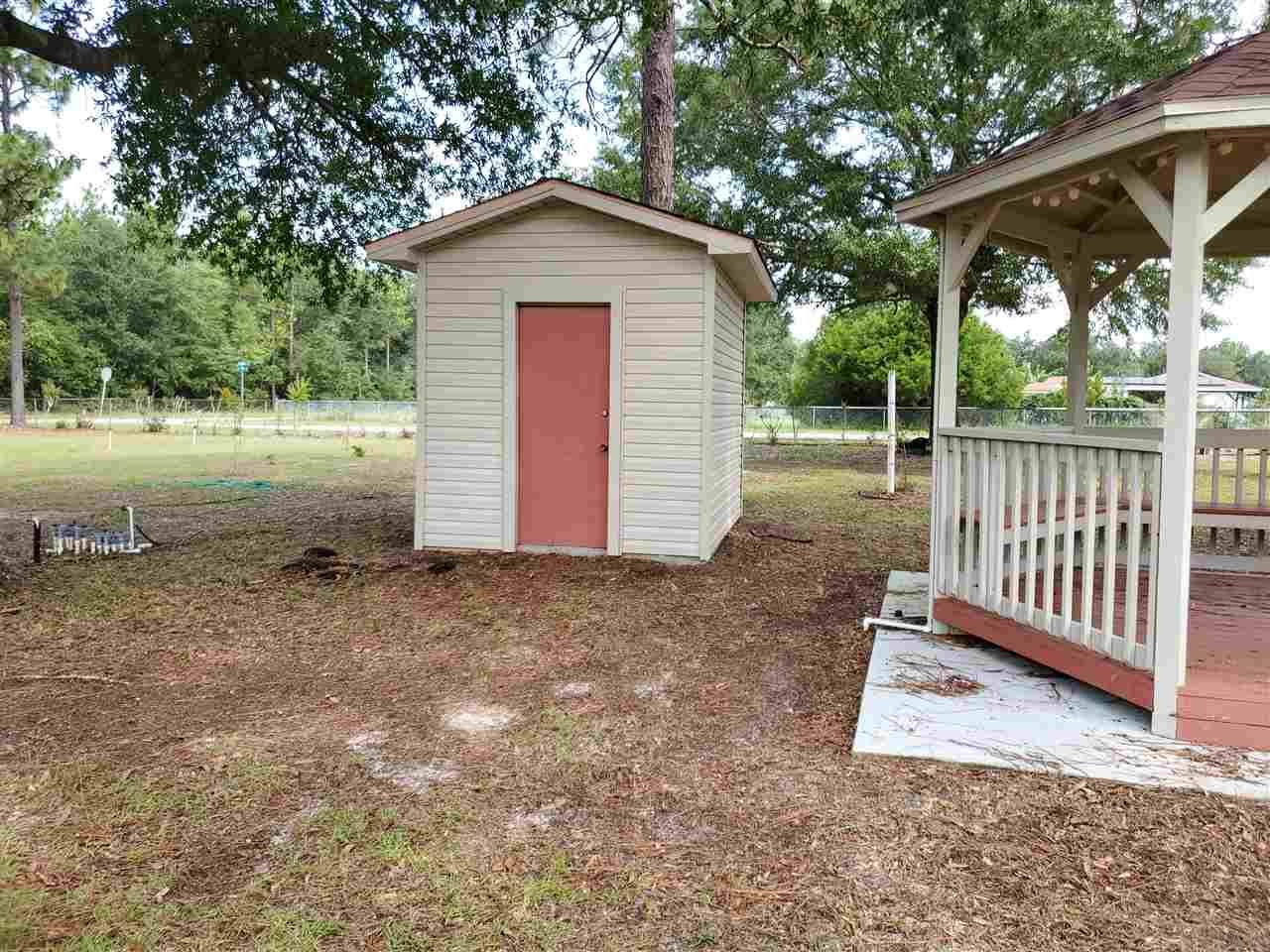 5908 Ruth Avenue Milton, FL 32583 - Photo 7 of 48 Gallery Image 7