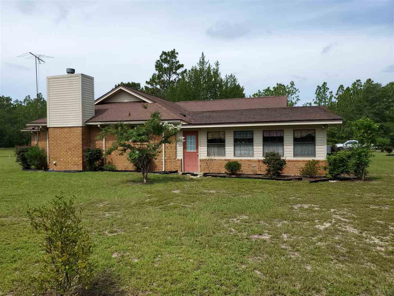 5908 Ruth Avenue Milton, FL 32583 - Photo 10 of 48 Gallery Image 10