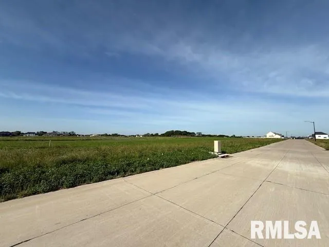 $99,500 | 6777 Meghan Avenue, Bettendorf, IA 52722