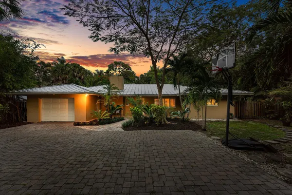 $1,050,000 | 2130 Southwest 27th Terrace, Fort Lauderdale, FL 33312