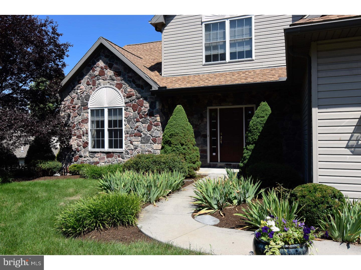 65 Stephanie Road Birdsboro, PA 19508 - Photo 3 of 25 Gallery Image 3