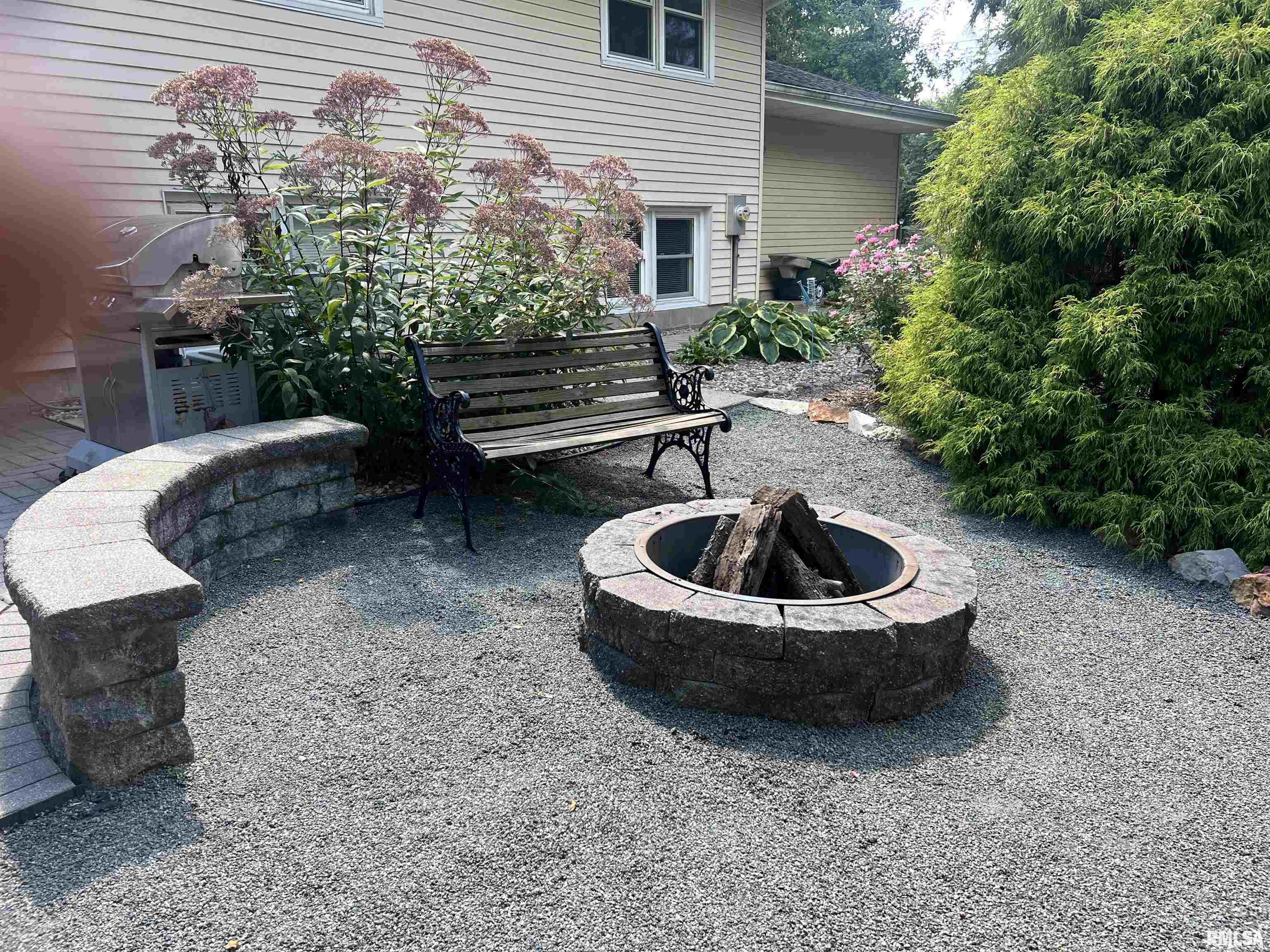 302 West 5th Street Vermont, IL 61484 - Photo 12 of 42