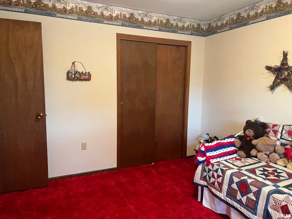 $135,000 | 302 West 5th Street, Vermont, IL 61484