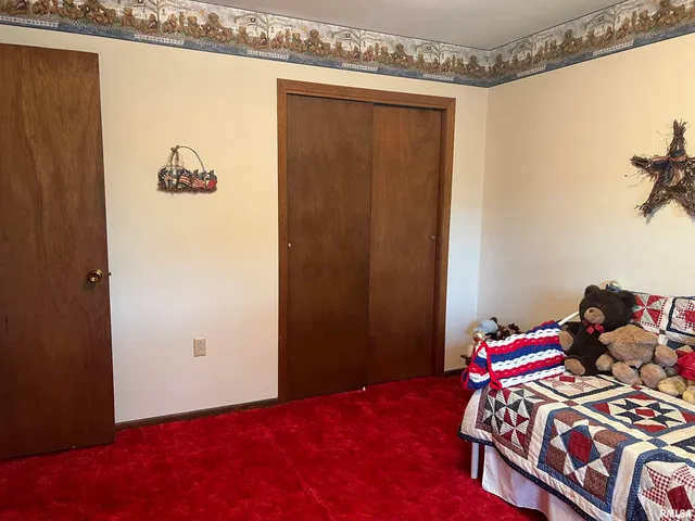 $135,000 | 302 West 5th Street, Vermont, IL 61484