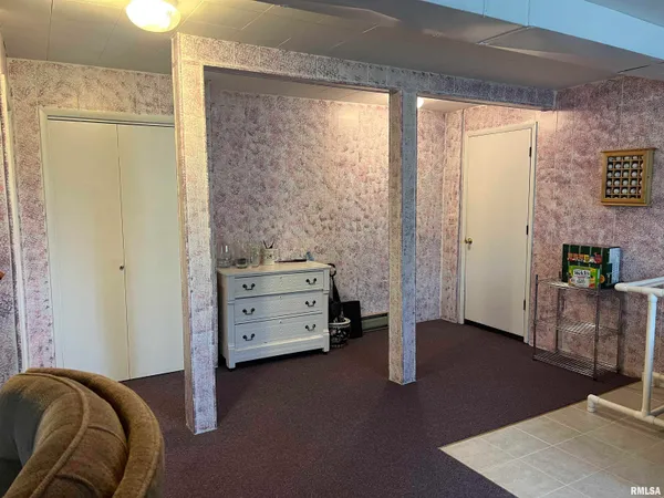 $135,000 | 302 West 5th Street, Vermont, IL 61484