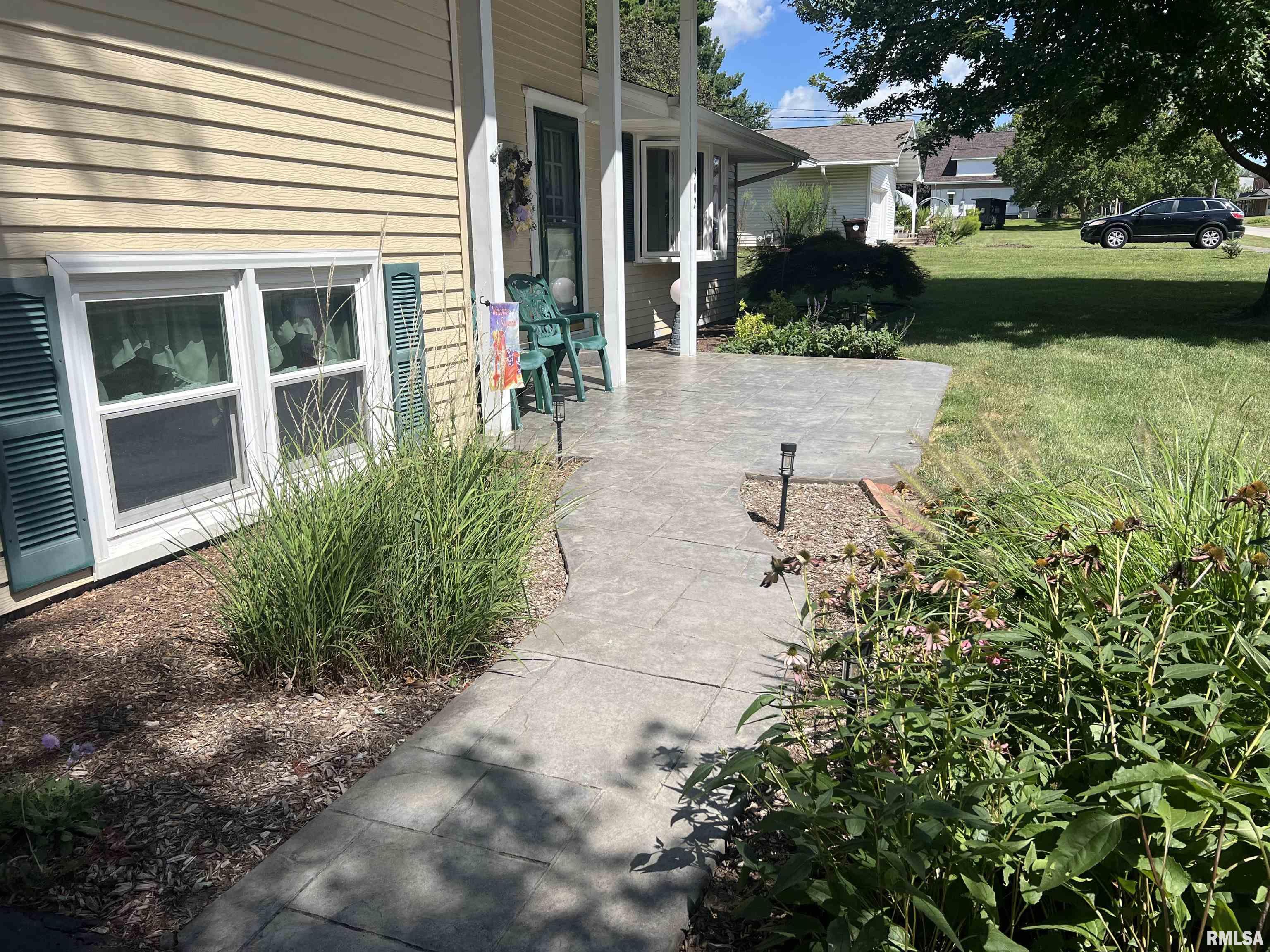 302 West 5th Street Vermont, IL 61484 - Photo 5 of 42