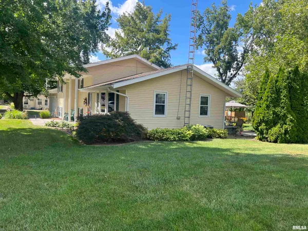 $135,000 | 302 West 5th Street, Vermont, IL 61484