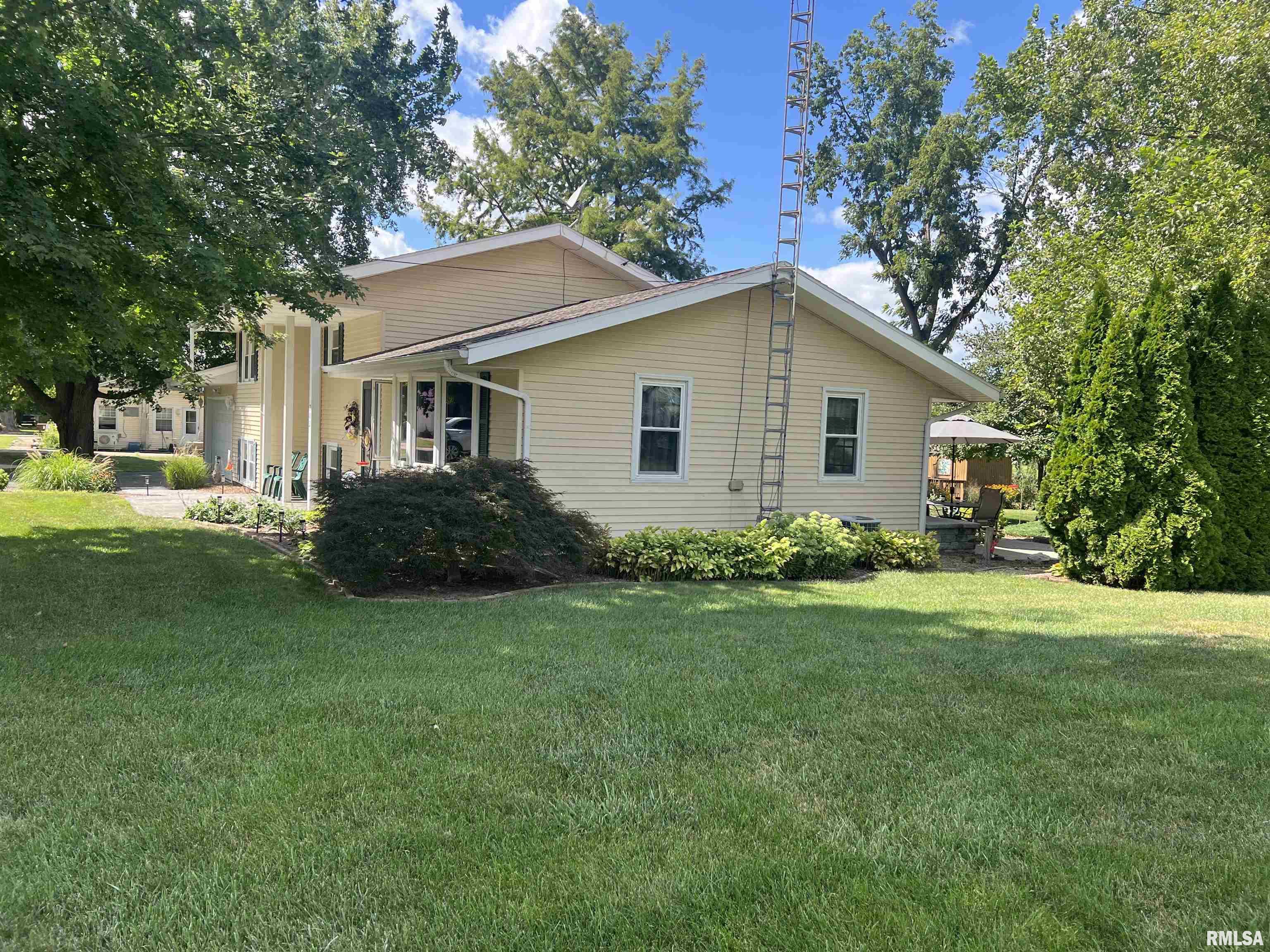 302 West 5th Street Vermont, IL 61484 - Photo 8 of 42