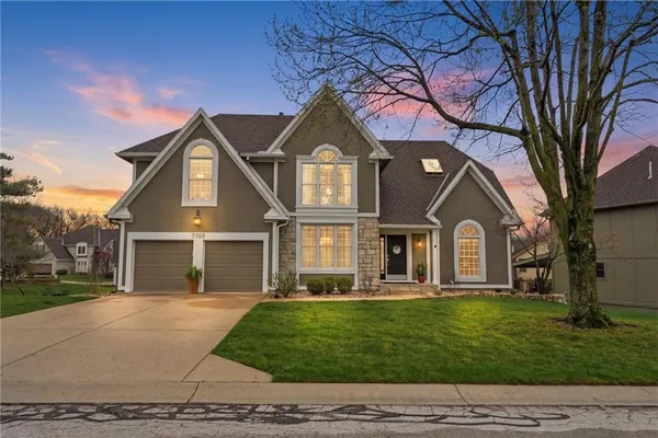 $629,000 | 7705 Quail Ridge, Parkville, MO 64152