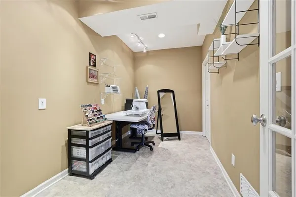 $629,000 | 7705 Quail Ridge, Parkville, MO 64152