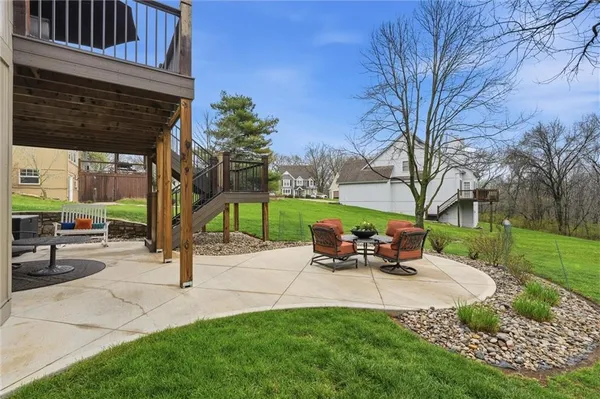$629,000 | 7705 Quail Ridge, Parkville, MO 64152