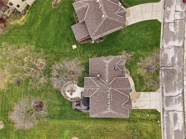$629,000 | 7705 Quail Ridge, Parkville, MO 64152