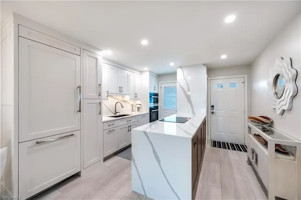 $875,000 | 1021 3rd Street South, Unit 310, Naples, FL 34102