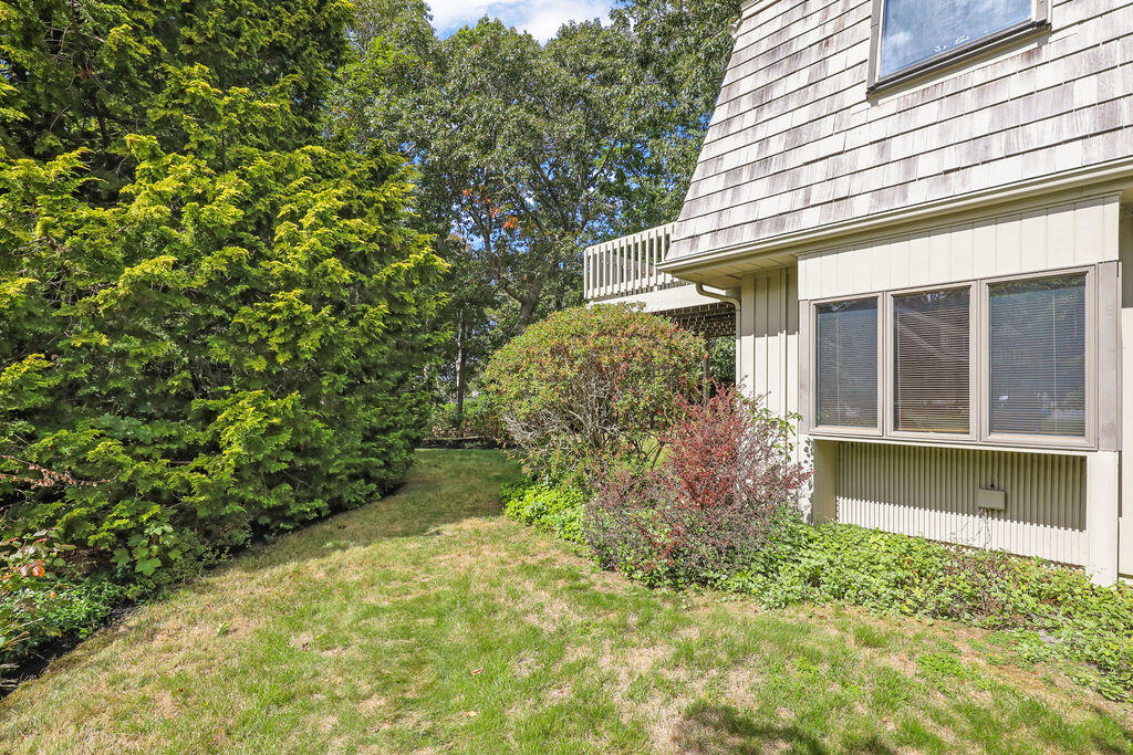 566 Shore Road Pocasset, MA 02559 - Photo 69 of 74 IMG_1407