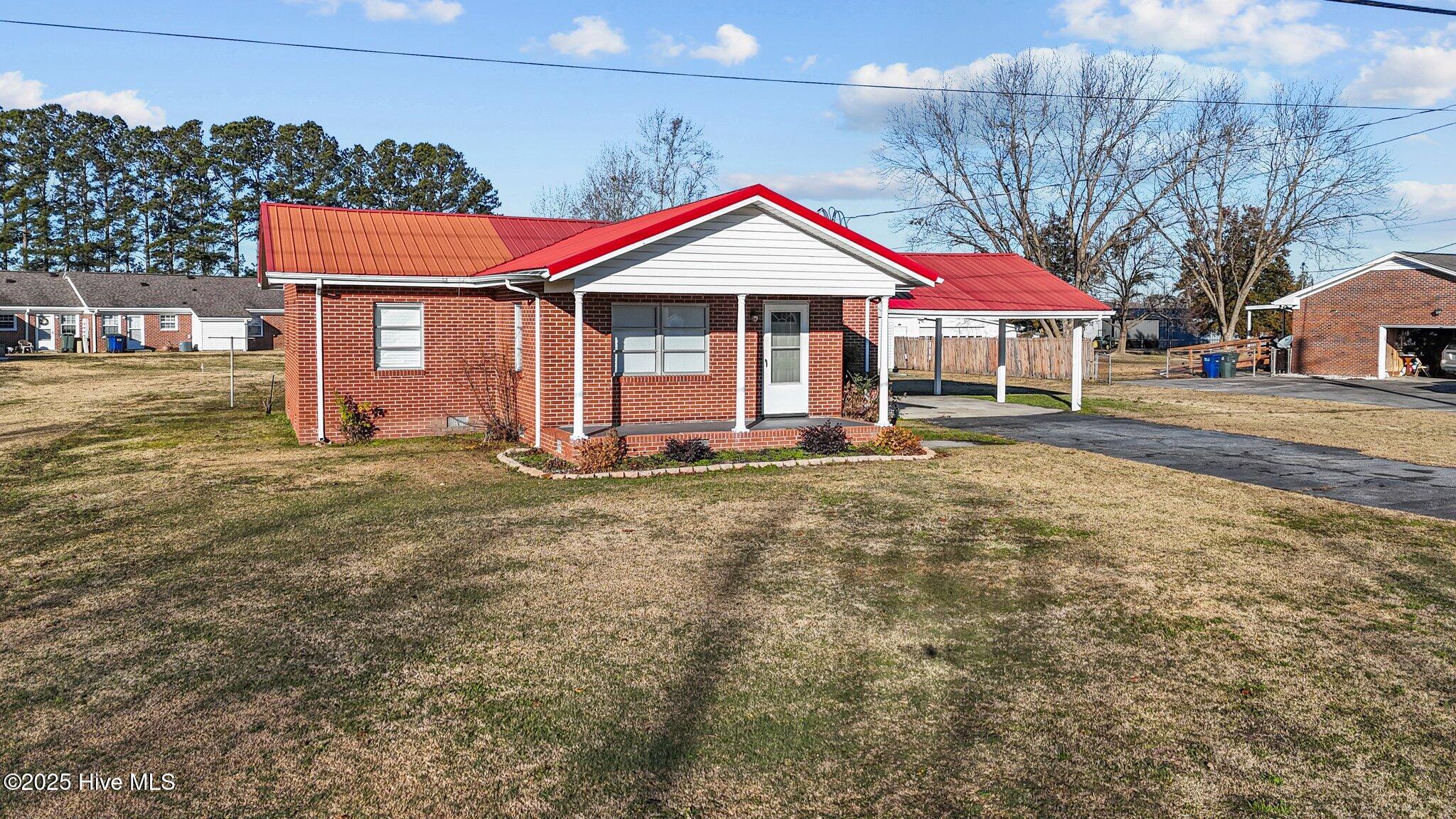 4212 Jolly Road Ayden, NC 28513 - Photo 4 of 51 2E1D270E-9640-4E61-9DB3-E33DC3823589