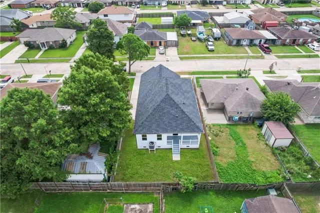 $279,900 | 3312 Dauterive Drive, Chalmette, LA 70043