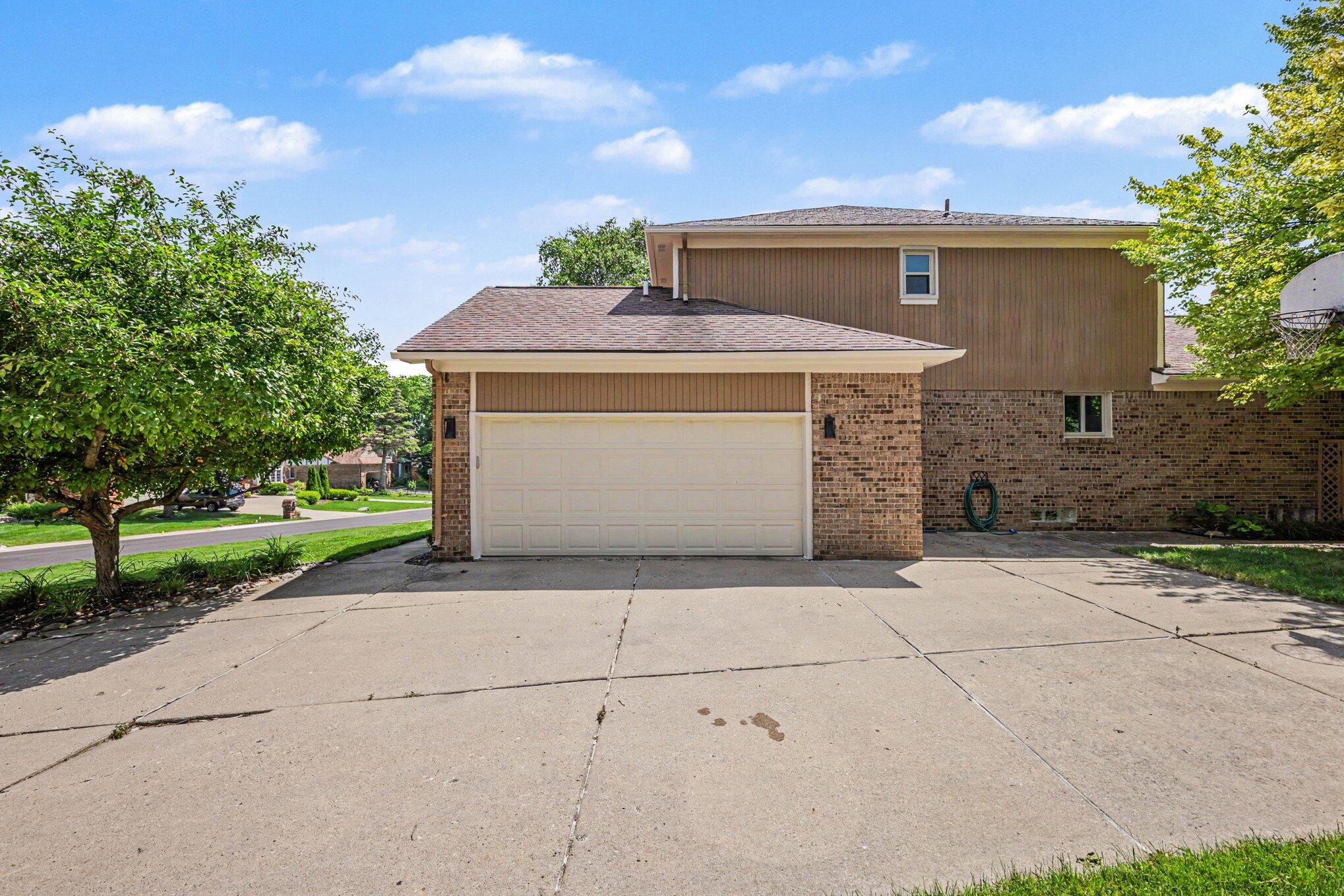709 Snowmass Drive Rochester Hills, MI 48309 - Photo 32 of 39 031_file_8493