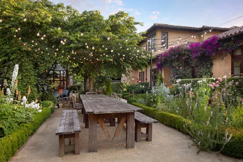 $26,500,000 | 2 Somerset Lane, Atherton, CA 94027