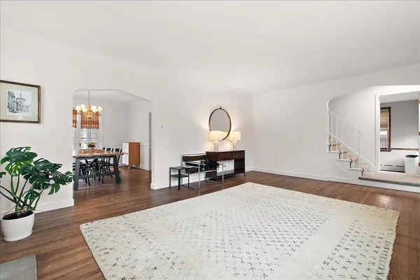 $395,000 | 1314 Bunker Avenue, Flossmoor, IL 60422