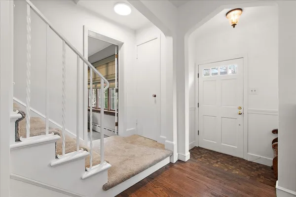 $395,000 | 1314 Bunker Avenue, Flossmoor, IL 60422