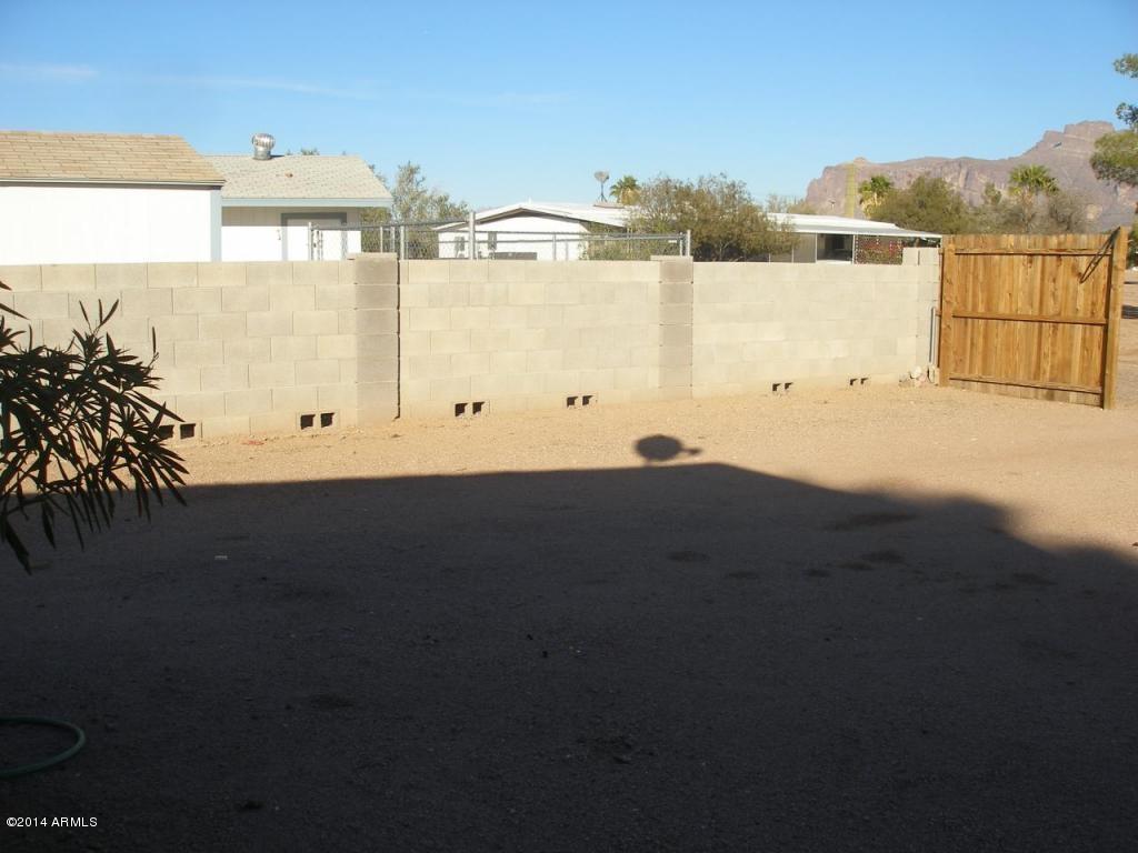 2161 South Tomahawk Road Apache Junction, AZ 85119 - Photo 18 of 19 tmahawk partial block fence